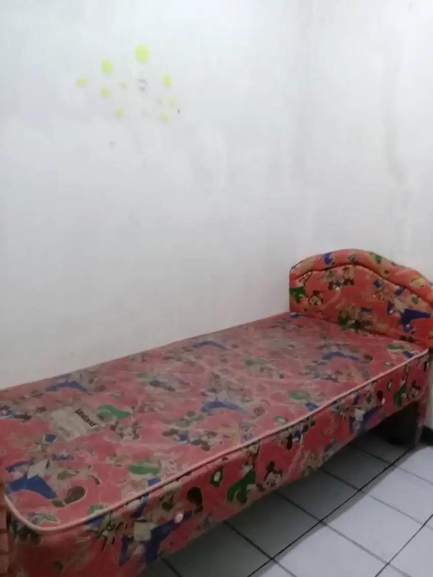 Kasur springbed merah utk anak corak mikey mouse