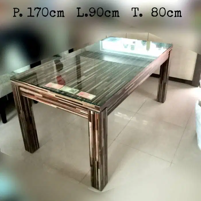 Meja makan minimalis modern