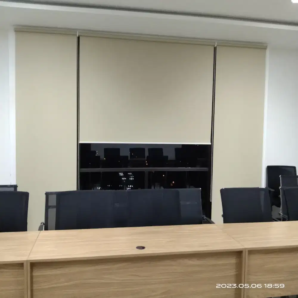 Roller blind outdoor Venetian vertikal termurah