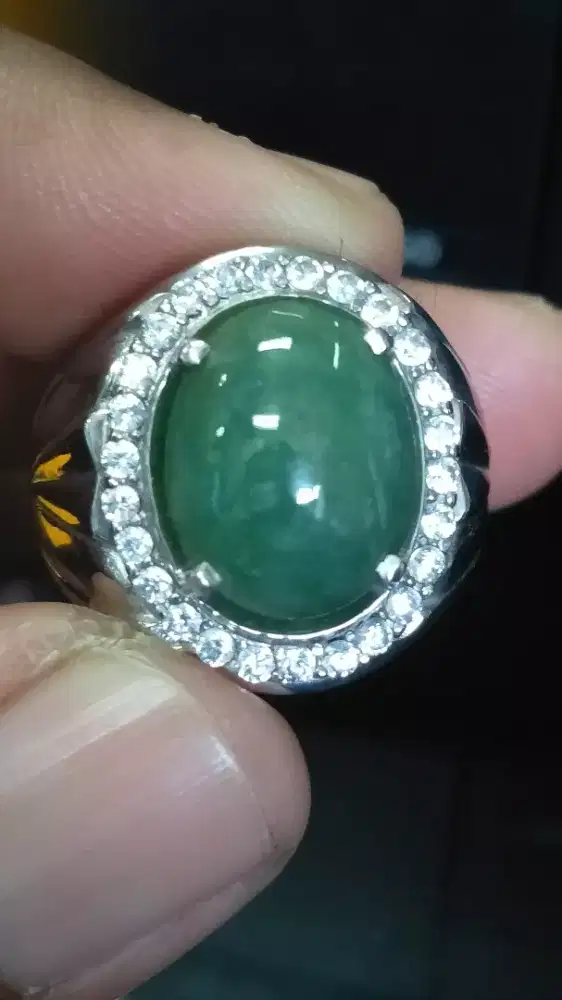 Jadeite Jade Giok Burma 8.35 ct Type A