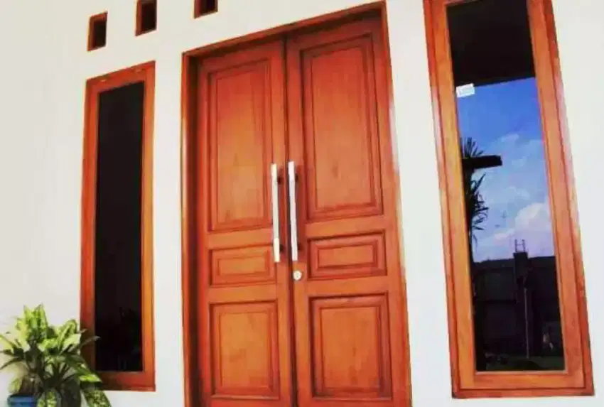Pintu kupu tarung jati+kusen dan 2 jendela+kusen kayu jati serat padat