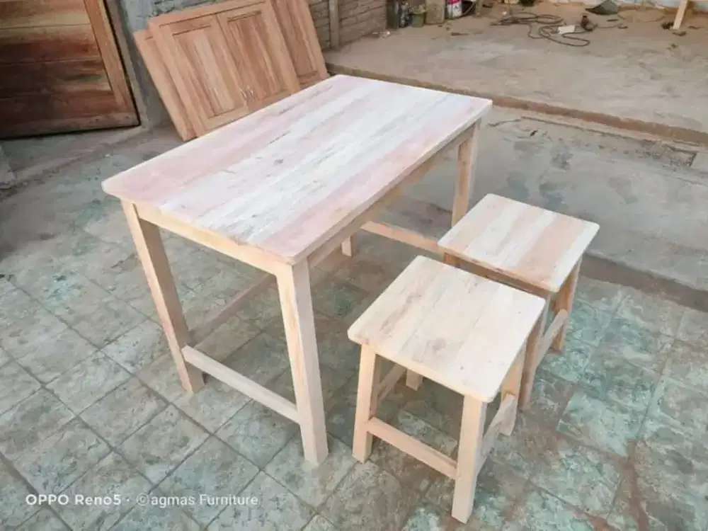 Meja cafe murah
