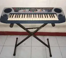 Keyboard YAMAHA PSR-160. Kondisi BAGUS Terawat, Semua Instruments ON.