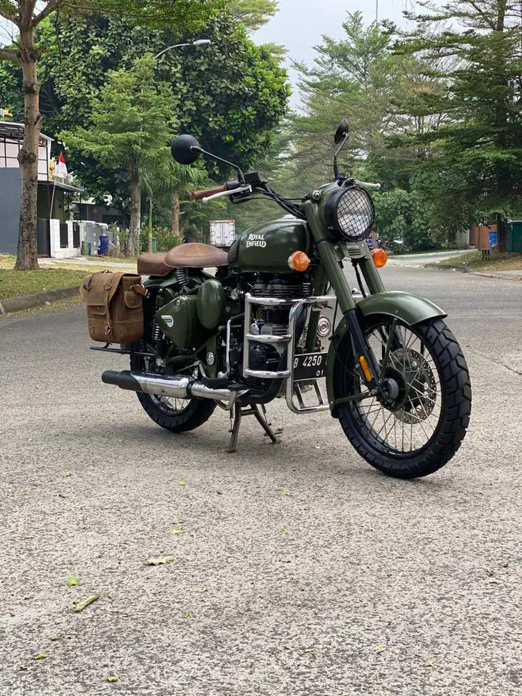 royal enfield classic 500 bekas