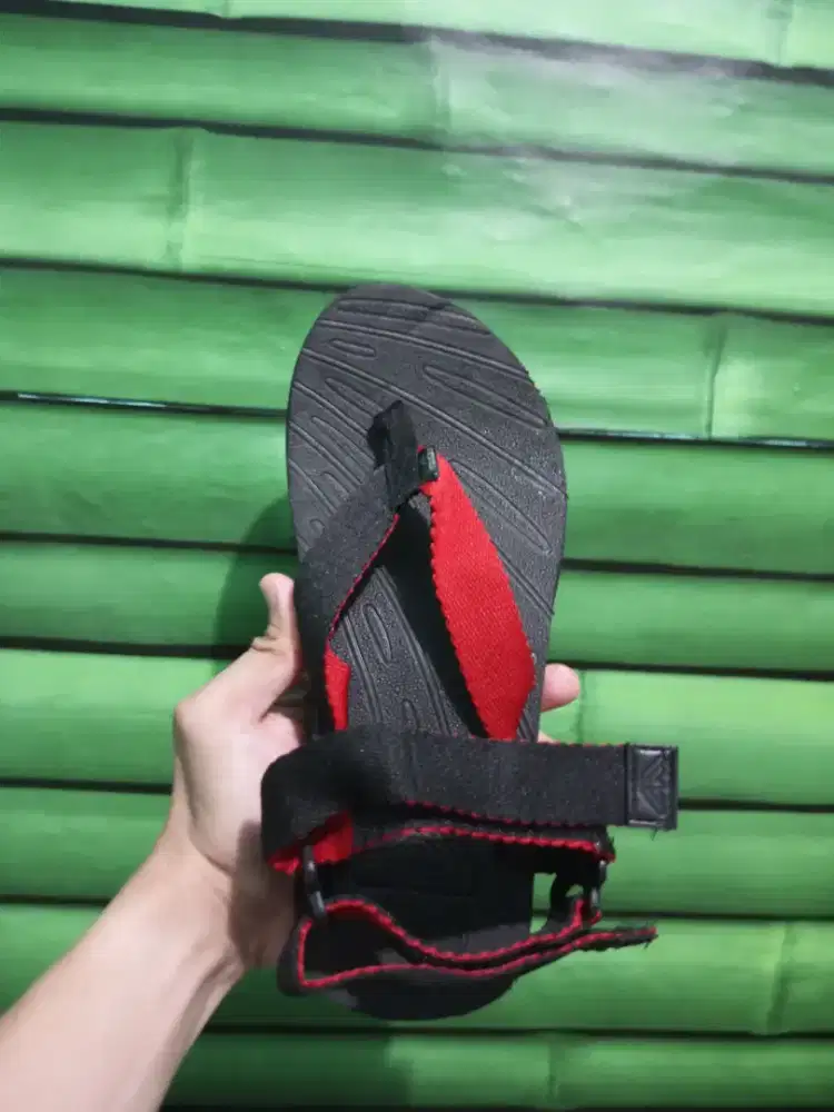 Sandal Gunung / Fashion. Merk Montero