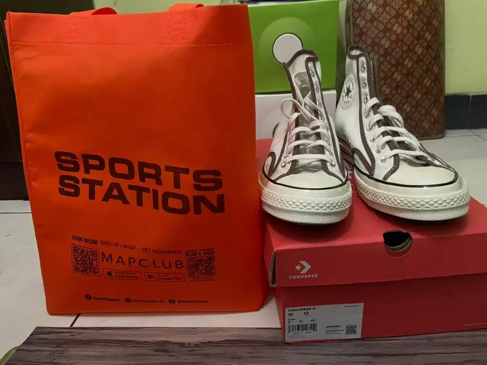 Sport station clearance converse