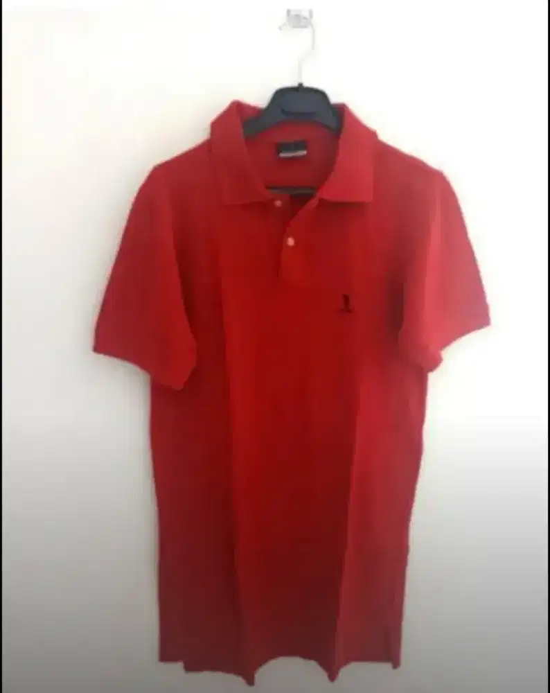 Kaos Berkerah. Merk Trussardi Sport