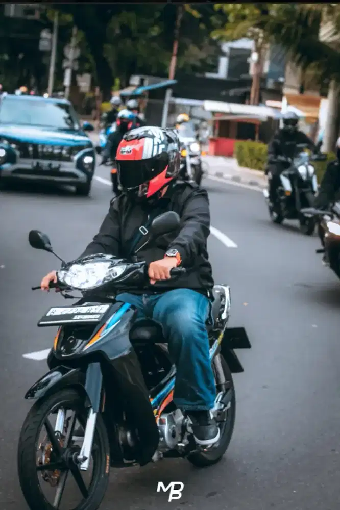 Suzuki Shogun R 125 (2004), rawatan, hitam mulus, no minus.