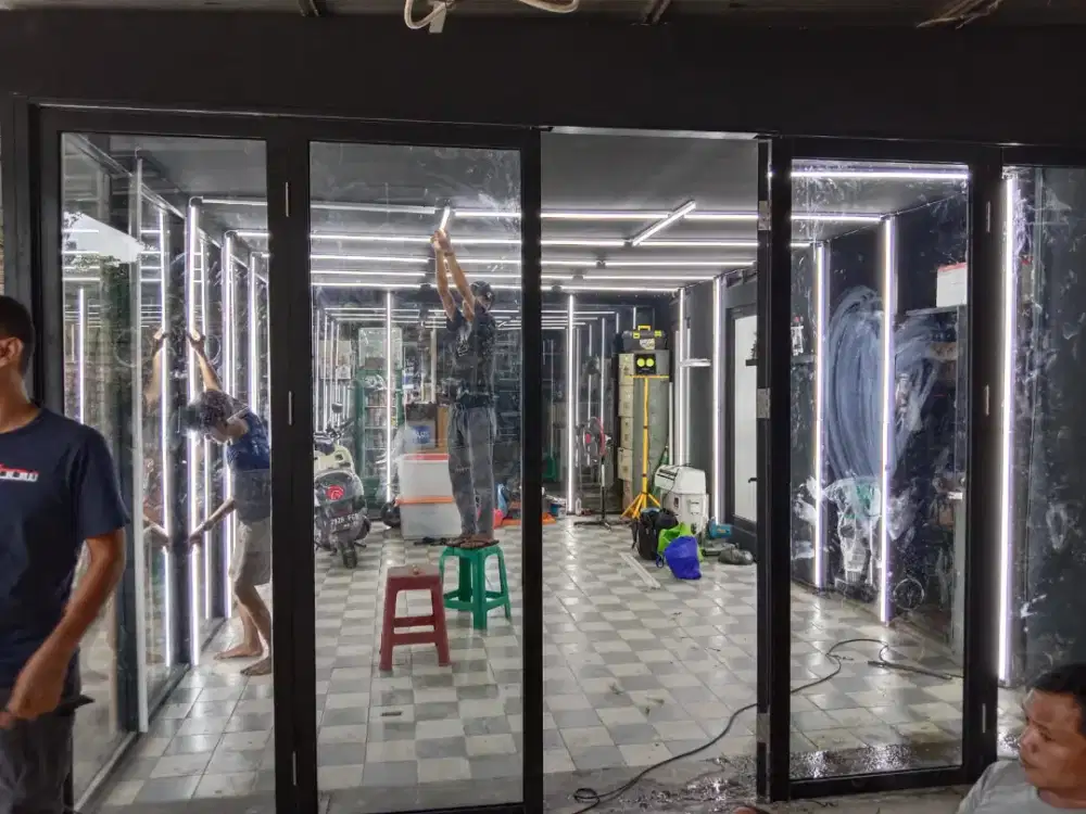 Partisi aluminium kaca custom, kusen pintu,jendela & partisi