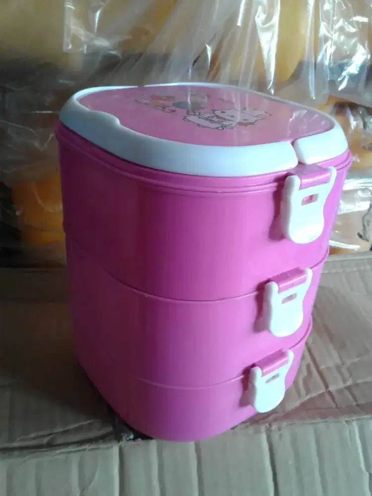 Rantang Susun Plastik