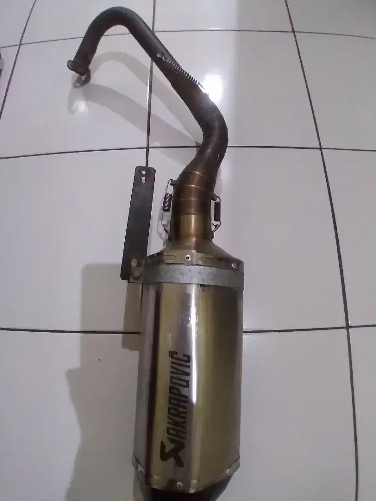 Knalpot Akrapovic XRIDE 125