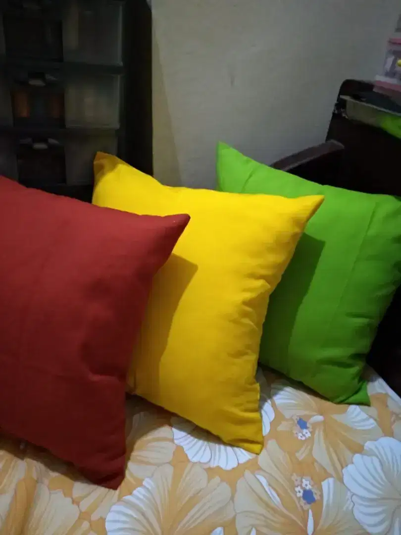 Sarung cover bantal sofa warna-warni, siap diorder sesuai warna boz