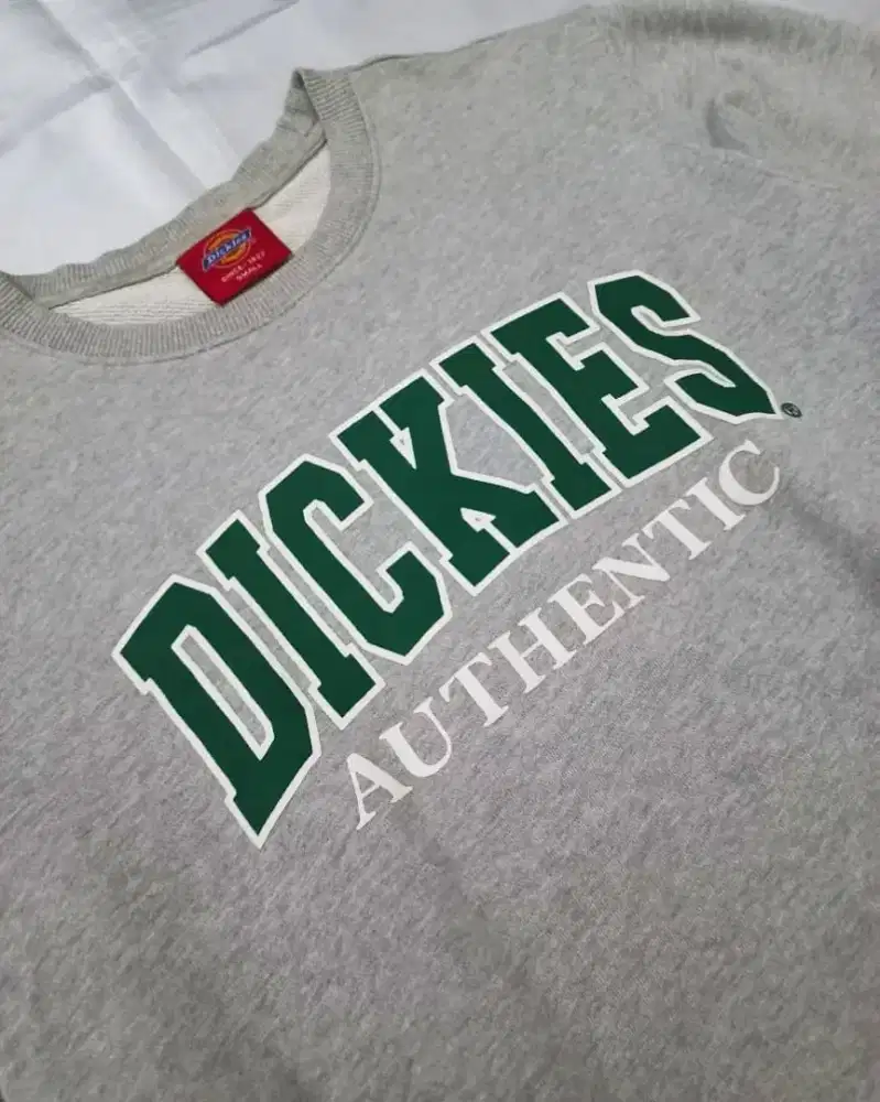 Crewneck Dickies