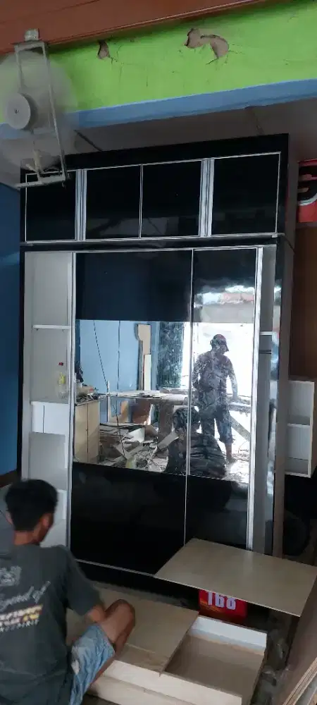 LEMARI HPL HARGA TERMURAH