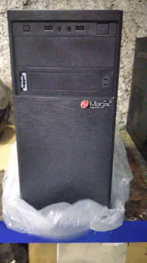 Paket komputer karaoke dan audio karoke mewah dengan harga terjangkau