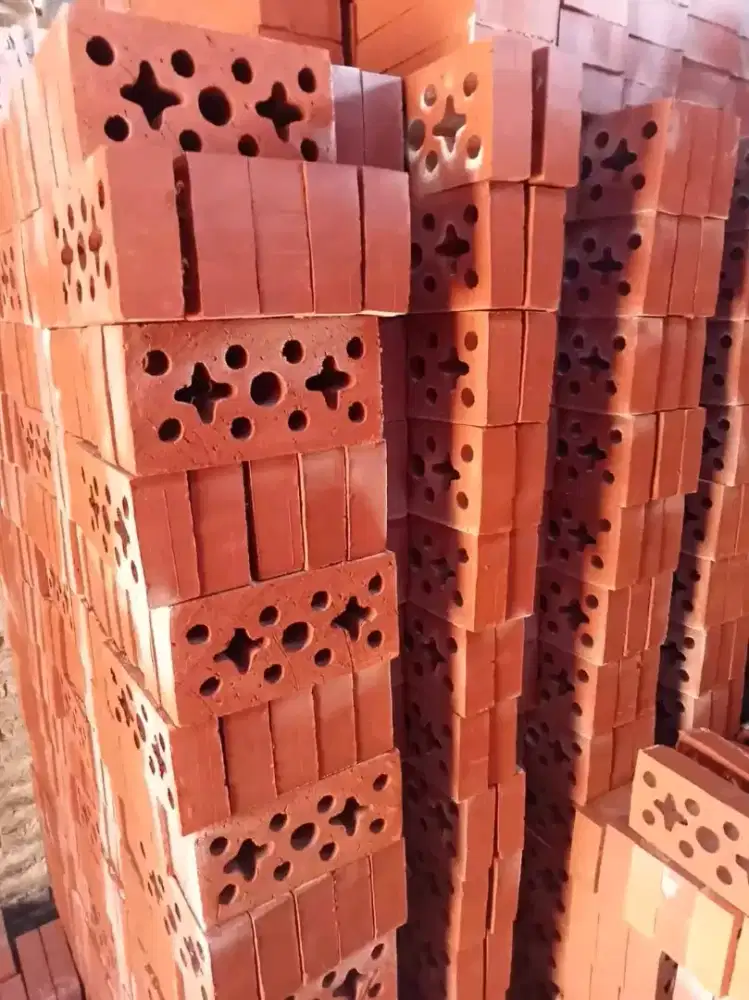 Bata expose terakota