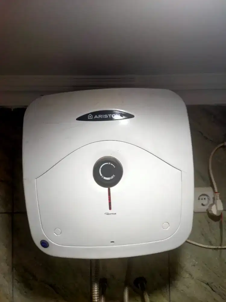 Water Heater merk Ariston