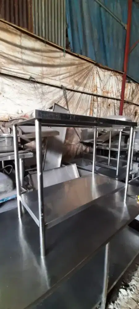 peralatan cafe dan resto meja dapur 304