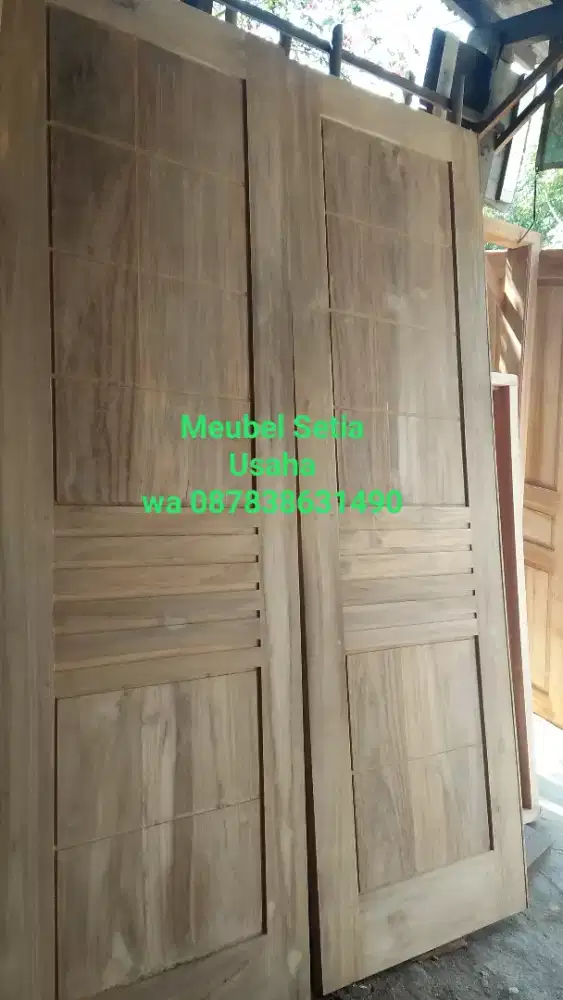 Pintu minimalis