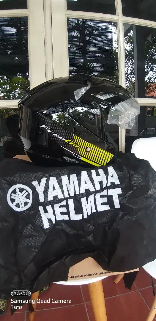 Helm yamaha New Freego + jaket nya