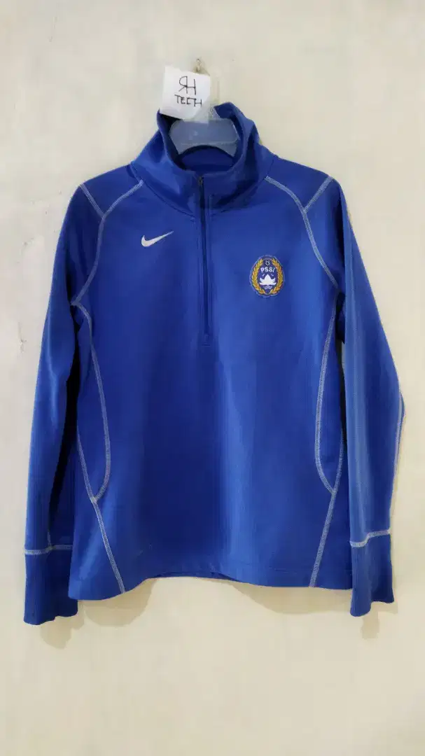 Jaket Nike Thermafit PSSI (barang langka)