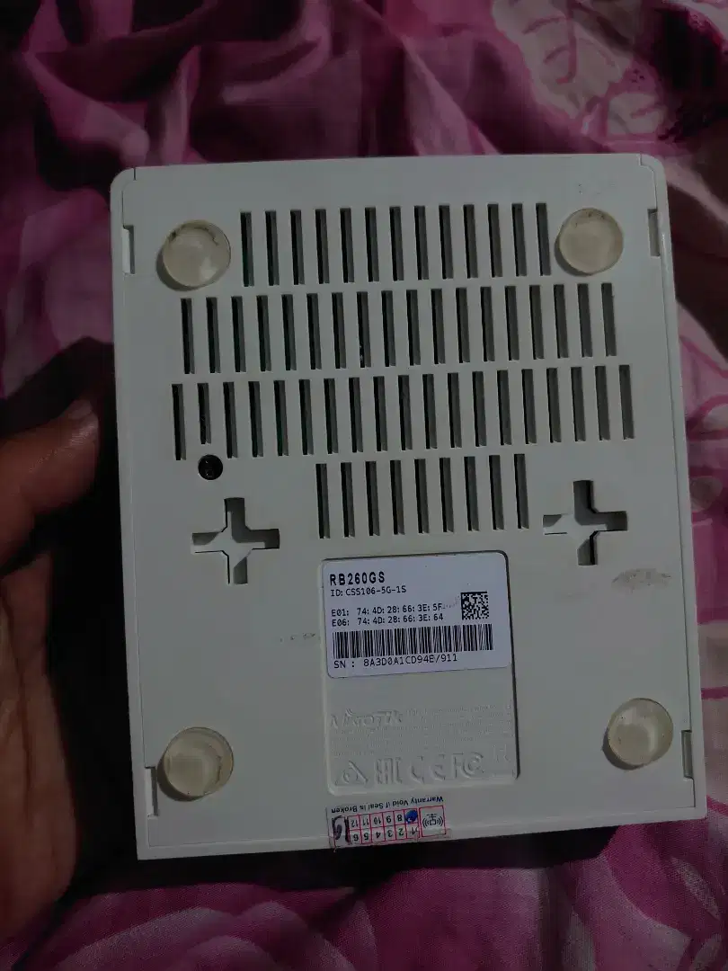 Mikrotik router board rb260gs switch