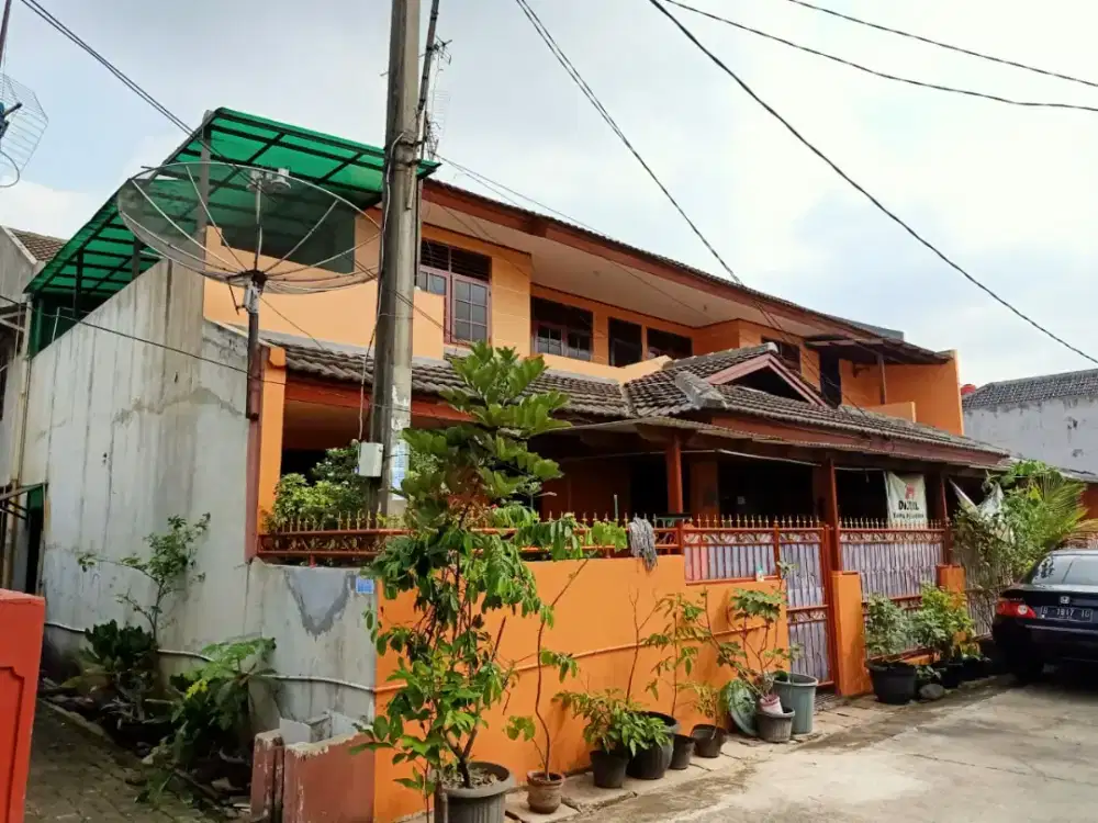 Rumah Besar dan Kokoh Bekasi Permai