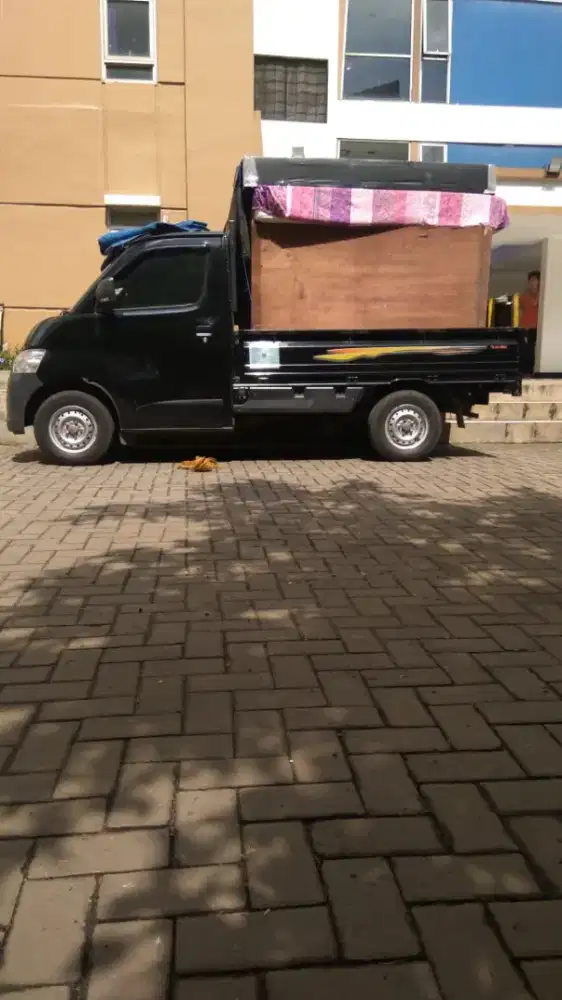 Jasa sewa mobil angkutan barang pindahan