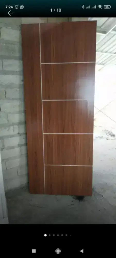 Pintu triplek dan kayu