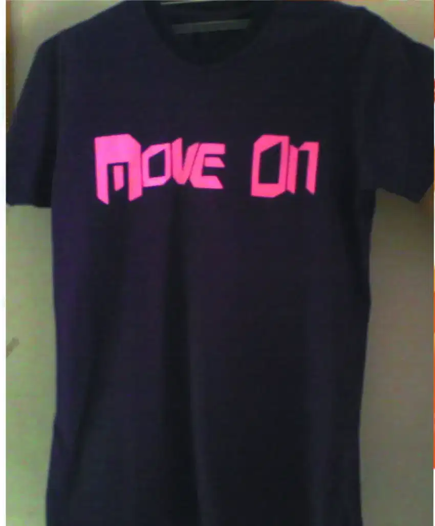 Kaos Purple Move On