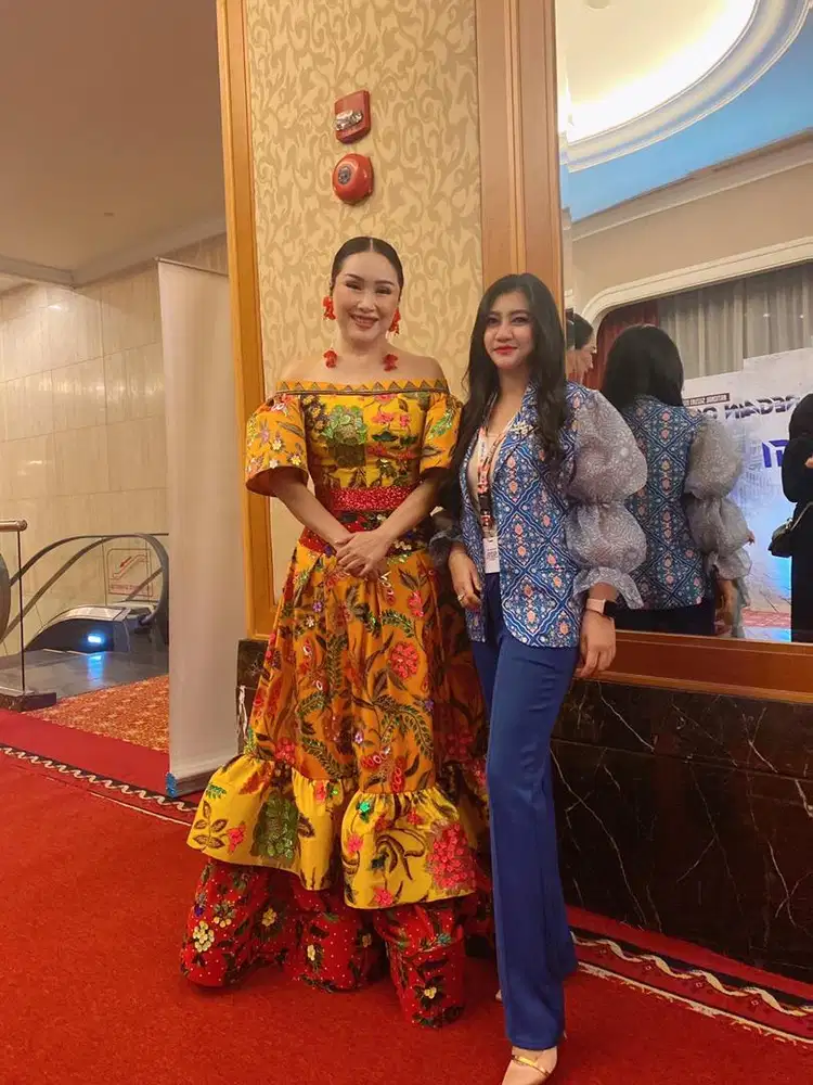 blazer batik sideline