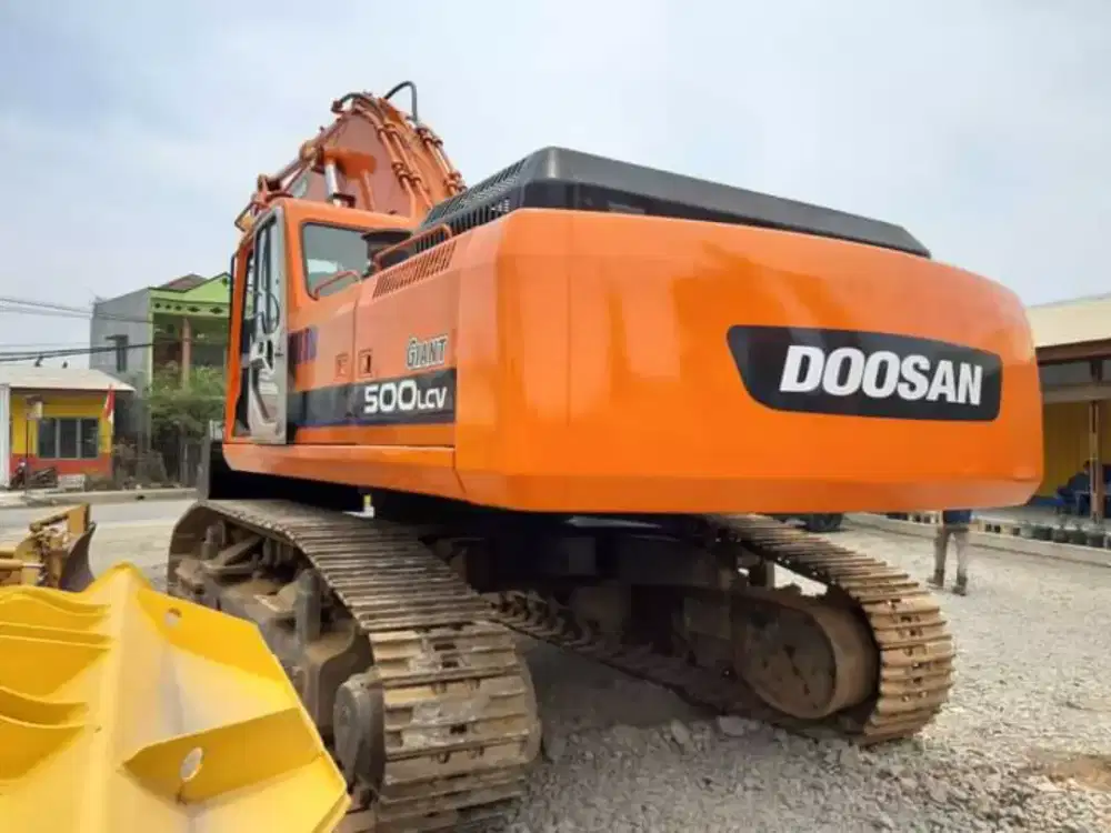 Excavator Doosan 500 tahun 2012