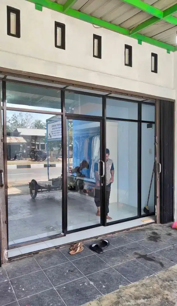 Sekat ruangan | partisi aluminium dan kaca