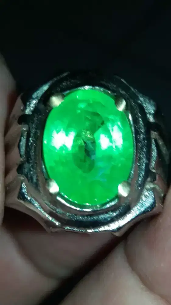 Jual Batu Cincin Permata Green Emerald Cutting Good Condition
