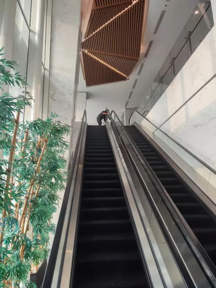Service Lift & Escalator