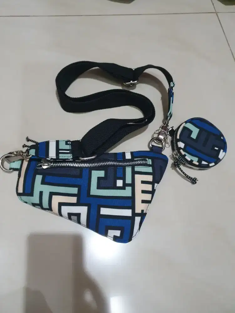 Tas slempang pria dan wanita