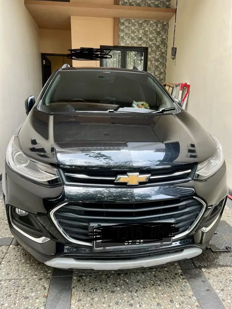 Chevrolet Trax 2018 LTZ Turbo Premier Bensin Black Terawat - Mobil ...