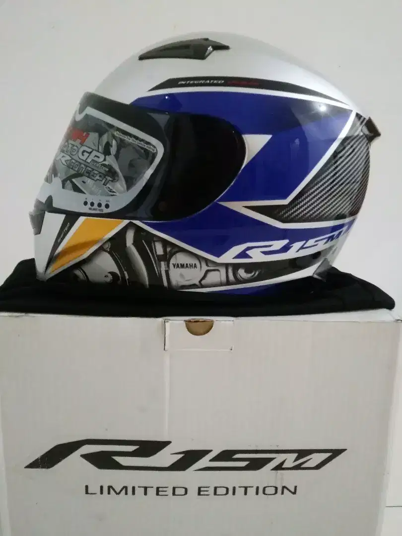 Helm Yamaha R15M Limited