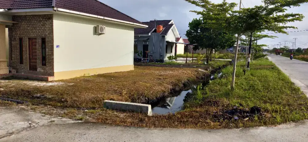 B.U Jual rumah tangan pertama