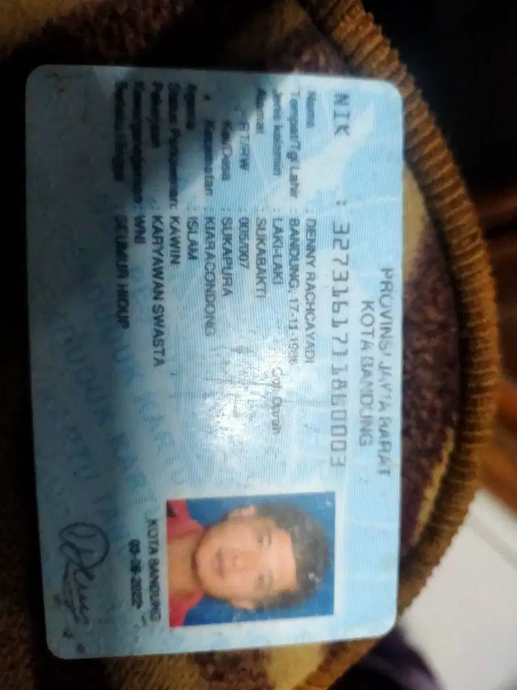 Cari kerja tanpa izajah