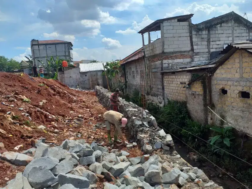 Abu batu belah kali split makadam sirtu sirdam pasir pasang cor