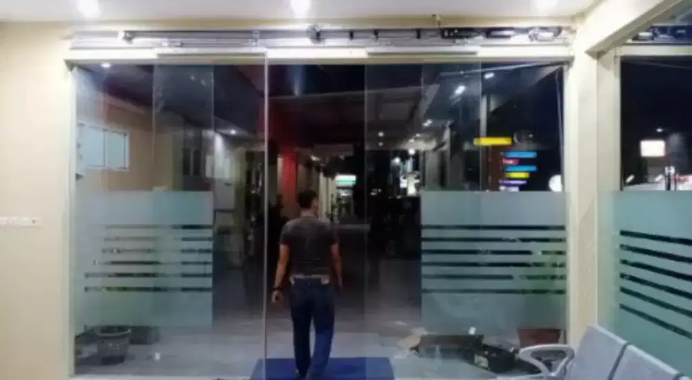 mesin pintu kaca otomatis
