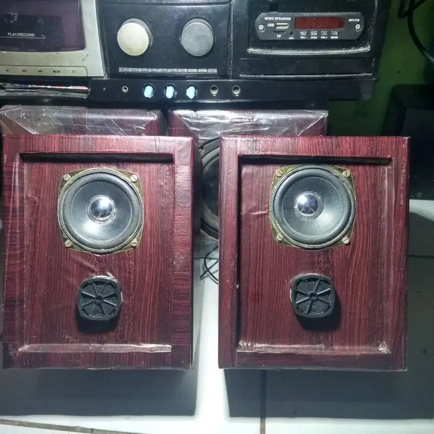 BOKS SPEAKER 15 WATT PLUS TWEATER 100 WATT