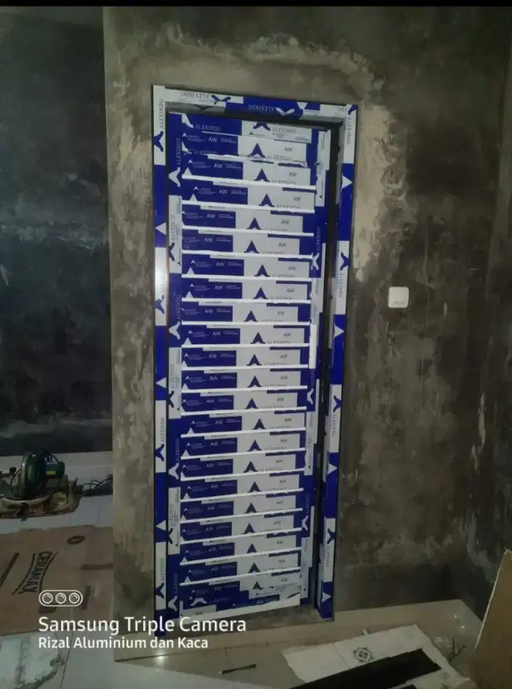 Pintu dan jendela alumunium
