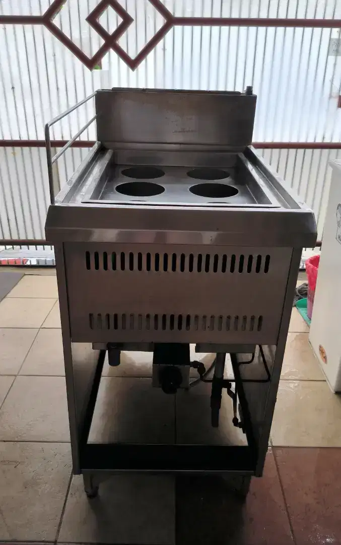 Gas Noodle boiler cooker 6 hole Kompor gas rebusan mie 6 lubang