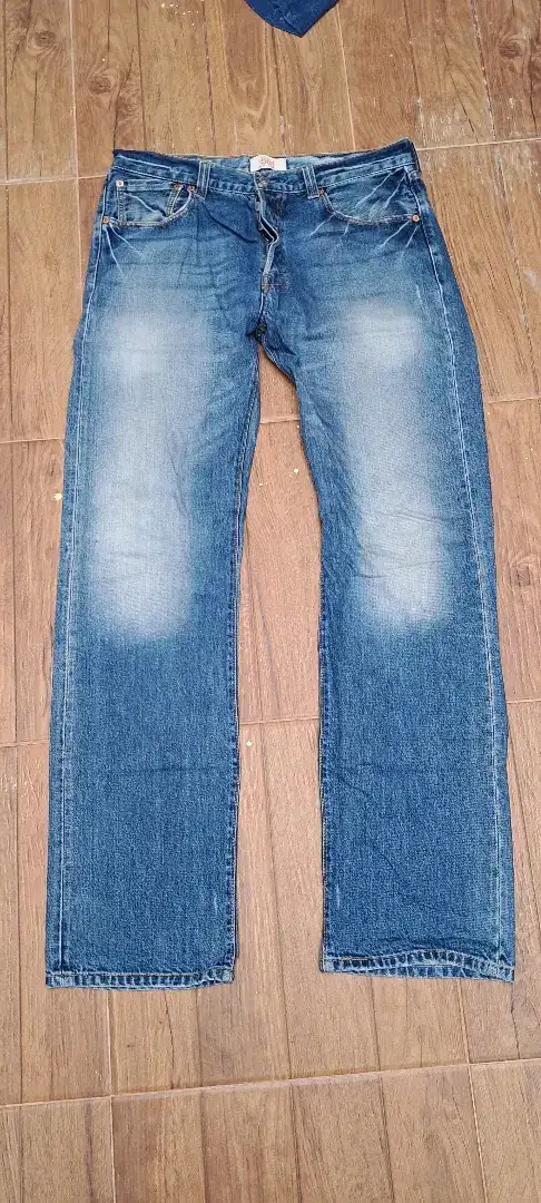 Levis 501 made in china size 34