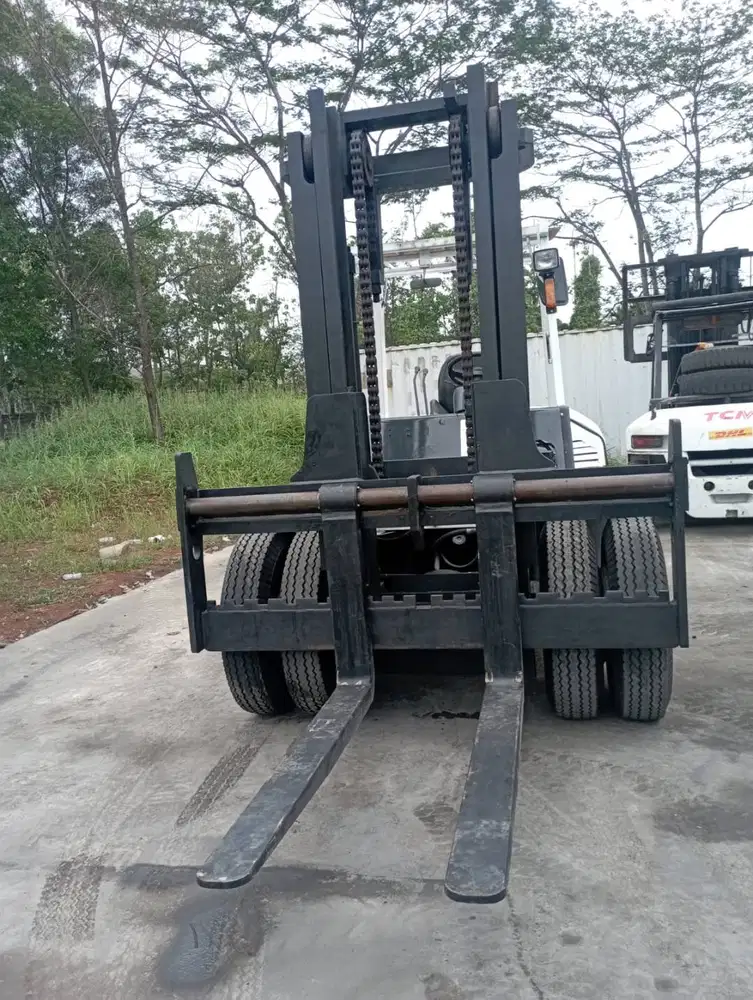 Forklift tcm 10 ton tahun 2018
