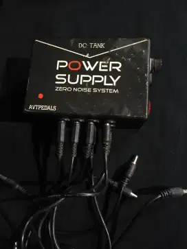 Adaptor atau power suplay efek gitar