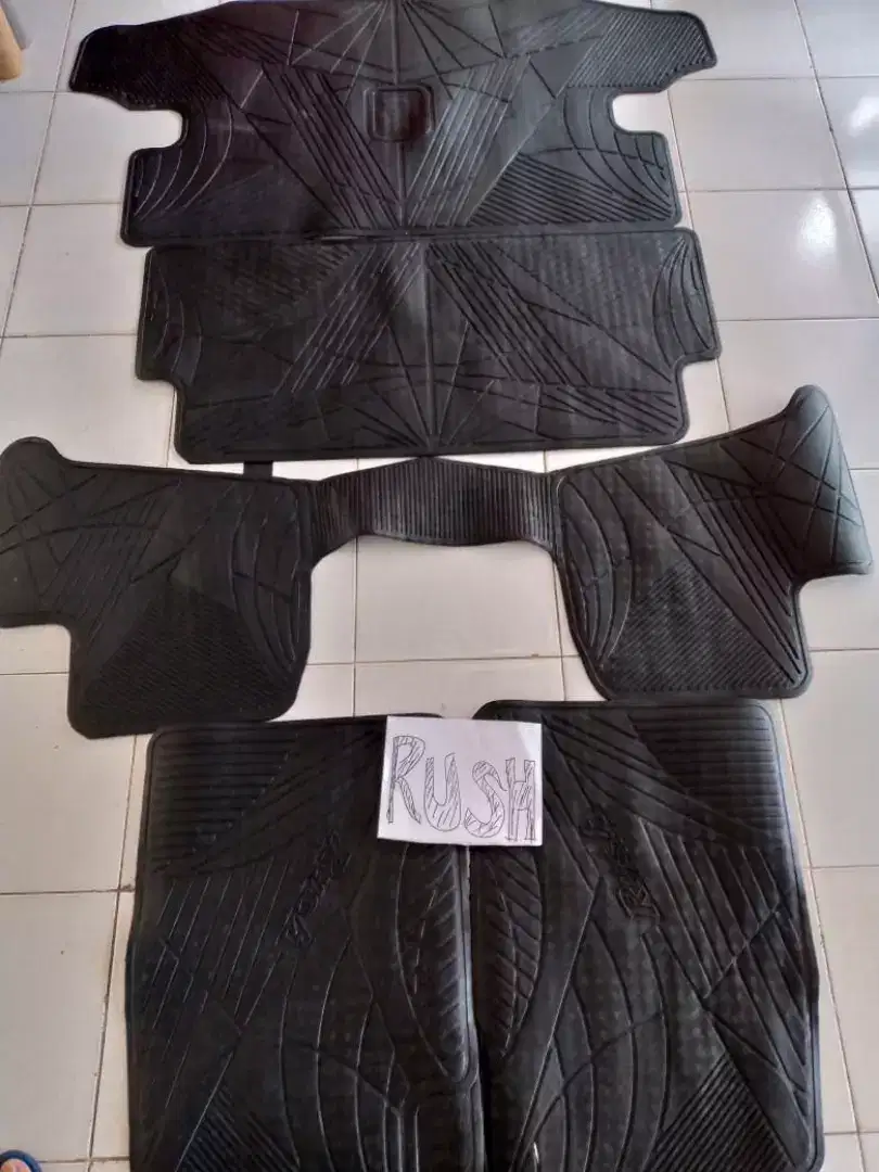 Karpet karet set macam2mobil