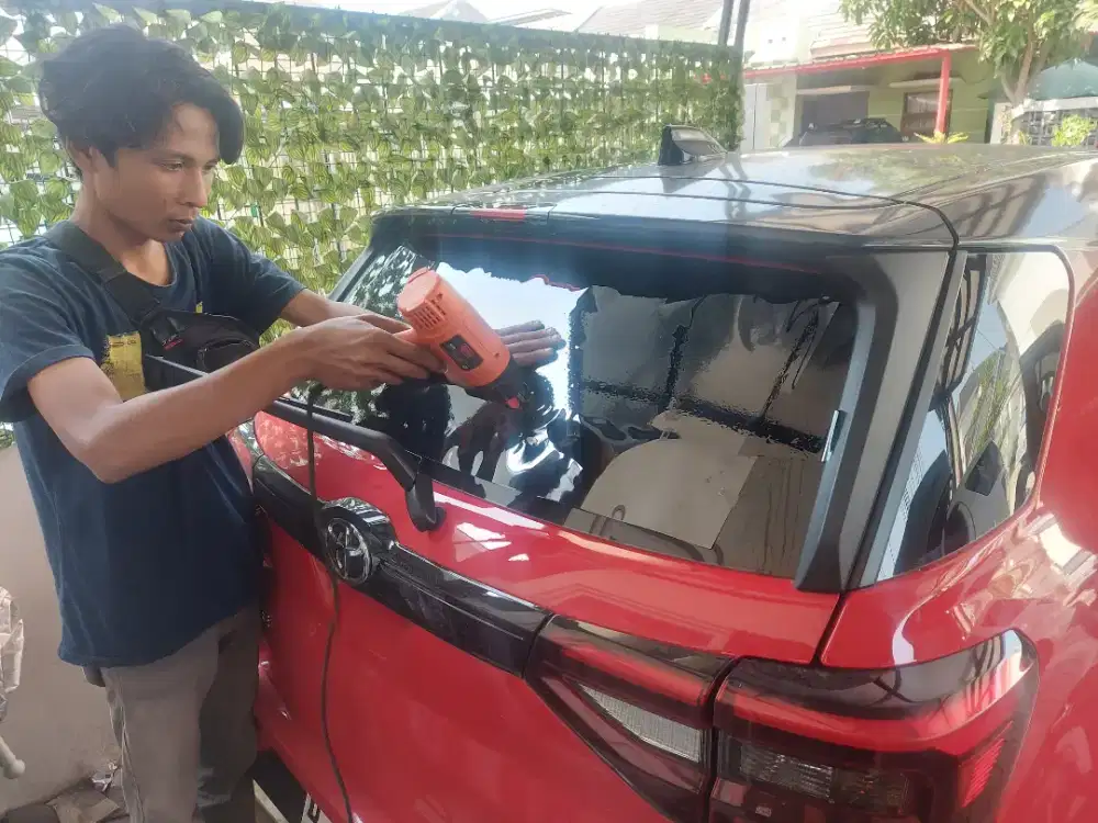 pasang atau ganti kaca film mobil panggilan
